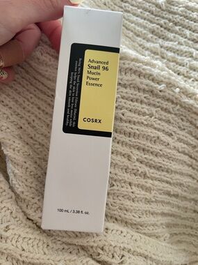 COSRX Advanced Snail 96 Mucin Power Essence - White & Yellow